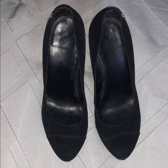 Chanel heels - Picture 1 of 5